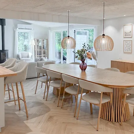 Сasa de vacaciones Luxurious In Vaeggerlose With Sauna Bøtø By
