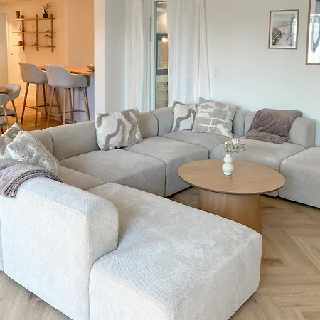 Luxurious In Vaeggerlose With Sauna * Bøtø By