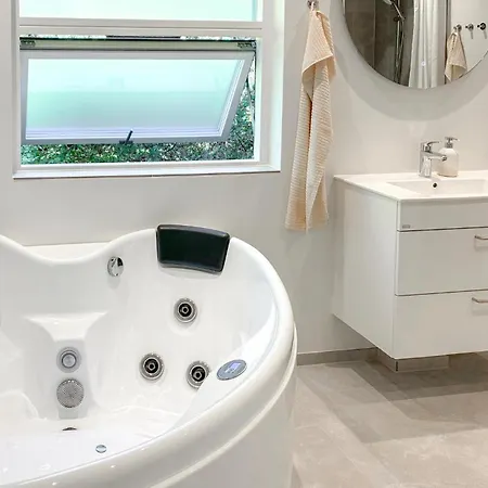Сasa de vacaciones Luxurious In Vaeggerlose With Sauna
